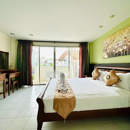 Sea Boss Homestay Kata Beach  Exterior photo